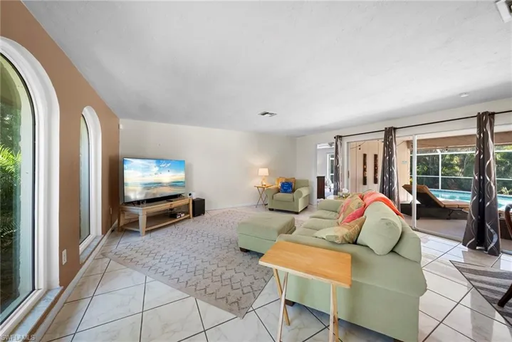 Large Living area