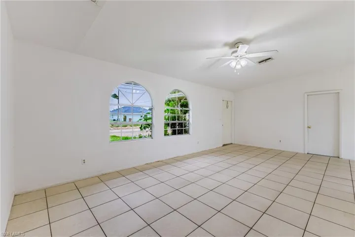 2139 28th St, Cape Coral, Florida 33909