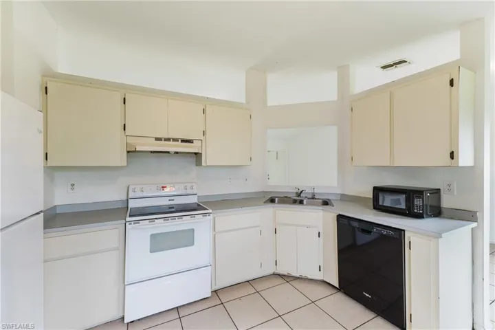 2139 28th St, Cape Coral, Florida 33909