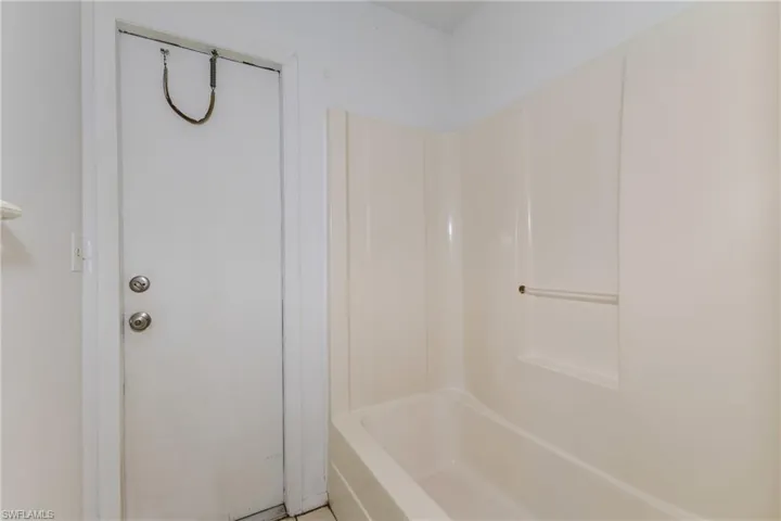 2139 28th St, Cape Coral, Florida 33909
