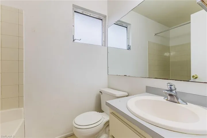 2139 28th St, Cape Coral, Florida 33909
