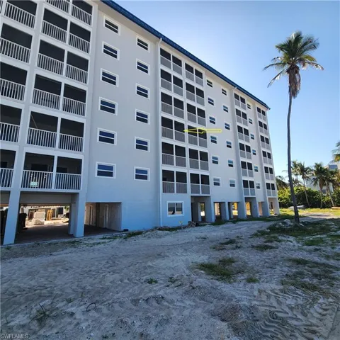 Unit 3B4 - Facing The Gulf