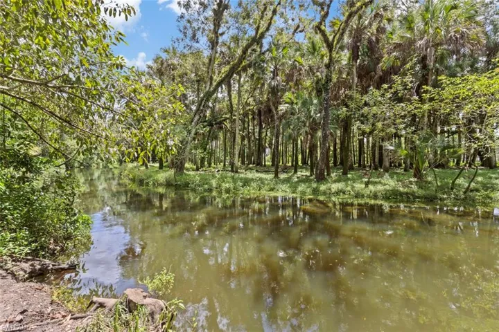 5091 Muddy Ln, Fort Myers, Florida 33905
