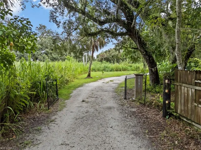 5091 Muddy Ln, Fort Myers, Florida 33905