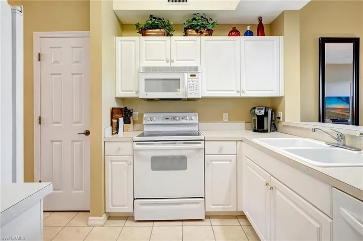 14561 Legends Blvd N # 103, Fort Myers, Florida 33912