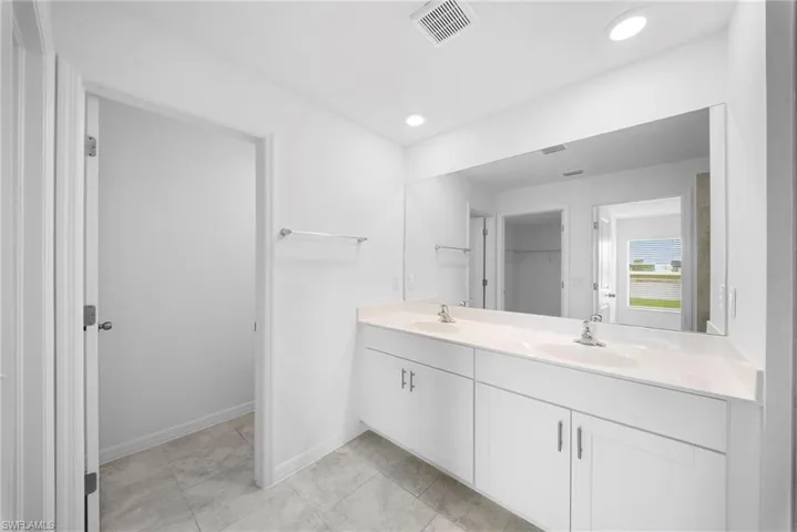 4216 Villa Rapallo Way, North Fort Myers, Florida 33917