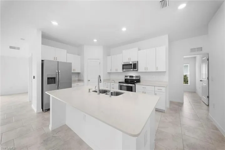 4216 Villa Rapallo Way, North Fort Myers, Florida 33917