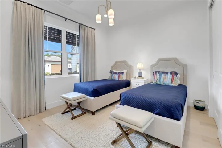 3753  Sapphire Cove  CIR, Naples, FL 34114