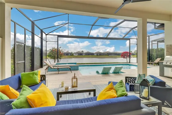 3753  Sapphire Cove  CIR, Naples, FL 34114