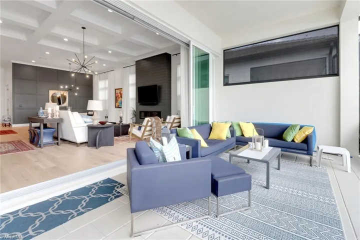 3753  Sapphire Cove  CIR, Naples, FL 34114