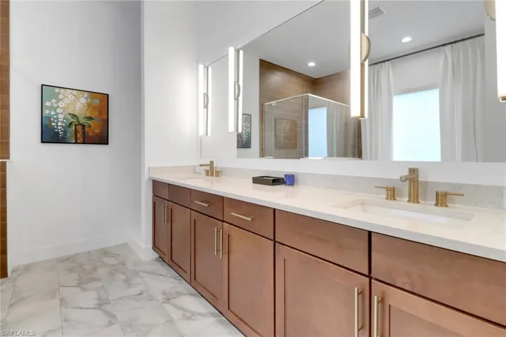 3753  Sapphire Cove  CIR, Naples, FL 34114