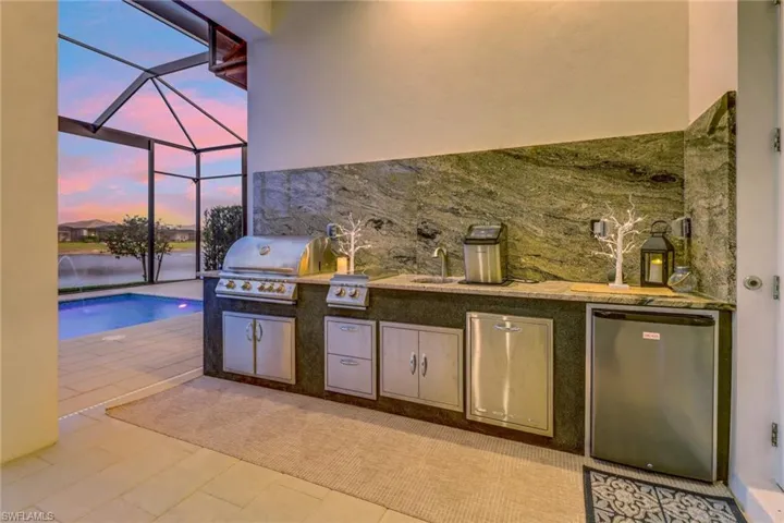 3753  Sapphire Cove  CIR, Naples, FL 34114