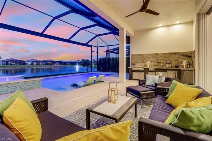 3753  Sapphire Cove  CIR, Naples, FL 34114