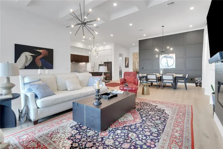 3753  Sapphire Cove  CIR, Naples, FL 34114