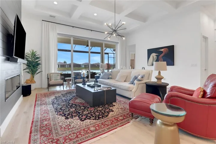 3753  Sapphire Cove  CIR, Naples, FL 34114