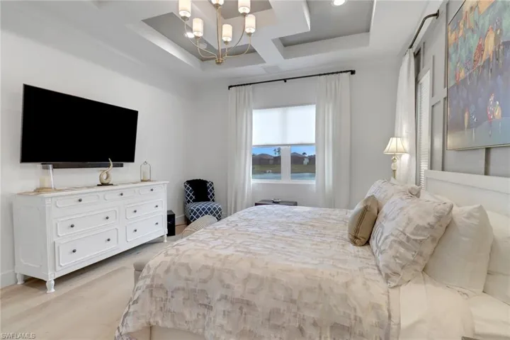 3753  Sapphire Cove  CIR, Naples, FL 34114