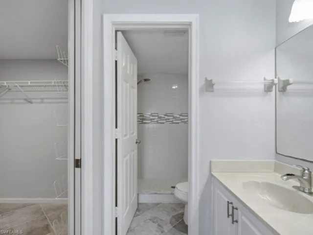 5784 Deauville Cir B204, Naples, Florida 34112