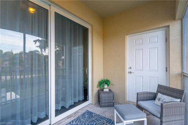 Screened Balcony