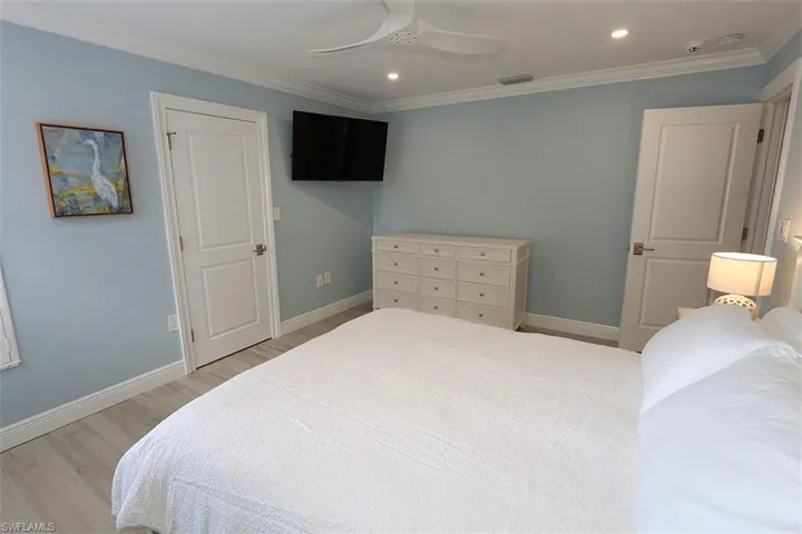 6131 Pelican Bay Blvd I4, Naples, Florida 34108