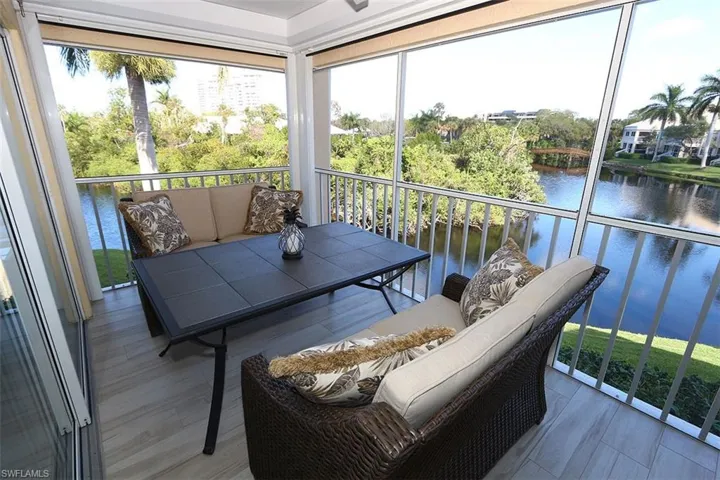 6131 Pelican Bay Blvd I4, Naples, Florida 34108