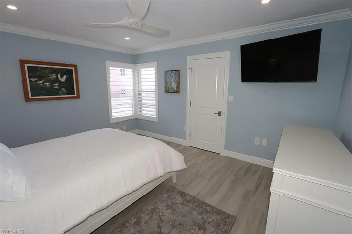 6131 Pelican Bay Blvd I4, Naples, Florida 34108
