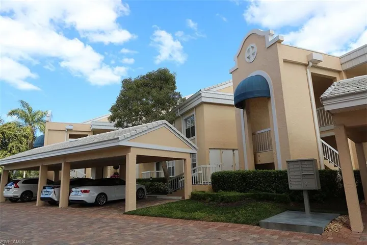 6131 Pelican Bay Blvd I4, Naples, Florida 34108