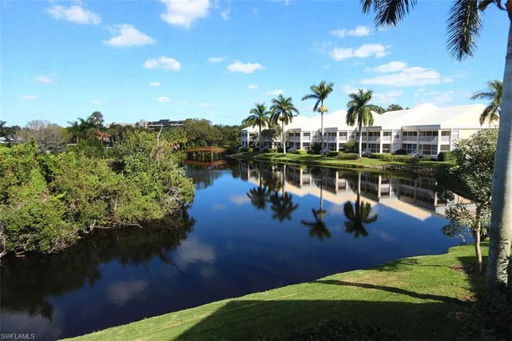 6131 Pelican Bay Blvd I4, Naples, Florida 34108