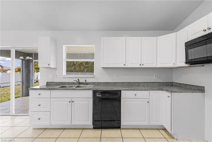 2616 Nw 9th Ter, Cape Coral, Florida 33993
