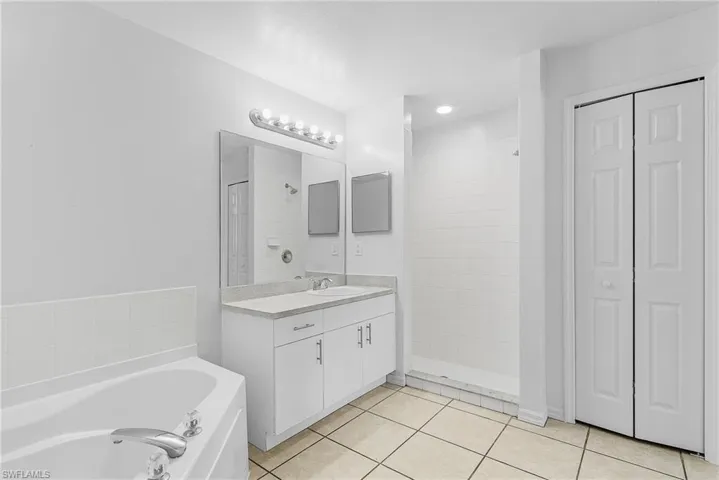 2616 Nw 9th Ter, Cape Coral, Florida 33993