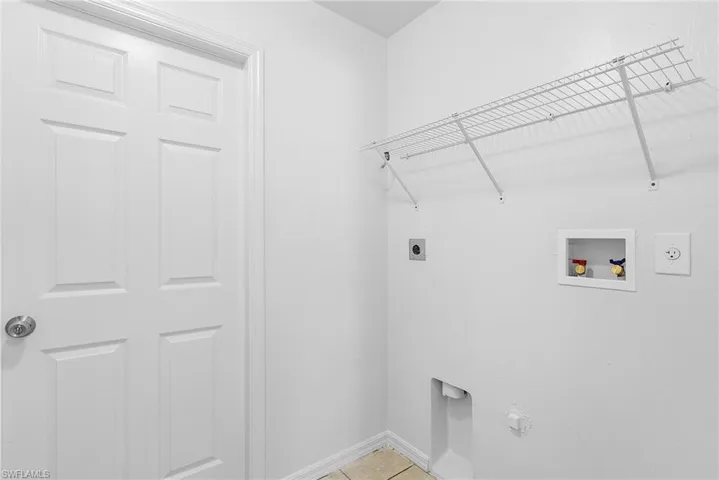 2616 Nw 9th Ter, Cape Coral, Florida 33993