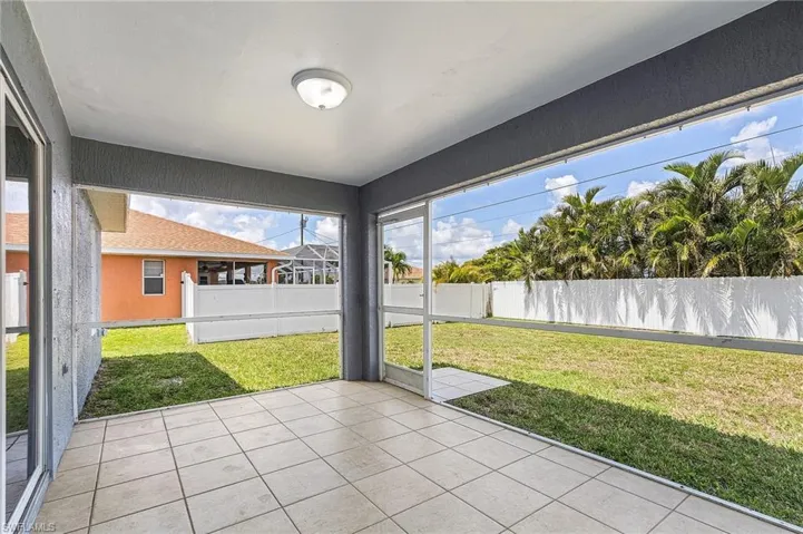 2616 Nw 9th Ter, Cape Coral, Florida 33993