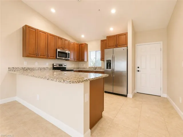 4109 Sw 8th Pl 201, Cape Coral, Florida 33914