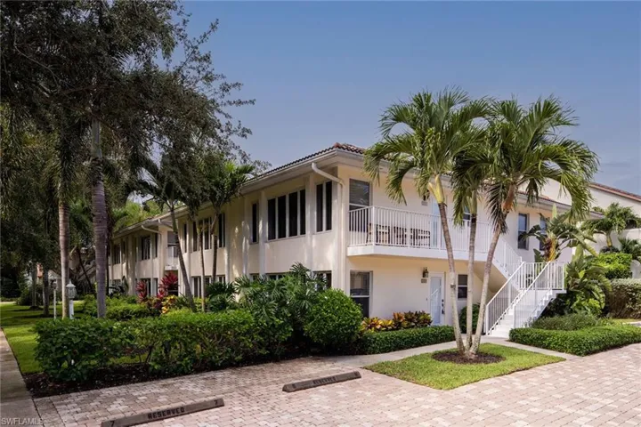 282 4th ST S # 204, NAPLES FL 34102