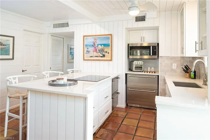 282 4th ST S # 204, NAPLES FL 34102