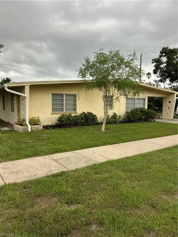 3904 La Palma St, Fort Myers, Florida 33901