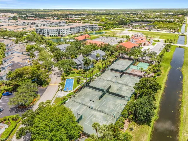 2671 Citrus Lake Dr 104, Naples, Florida 34109