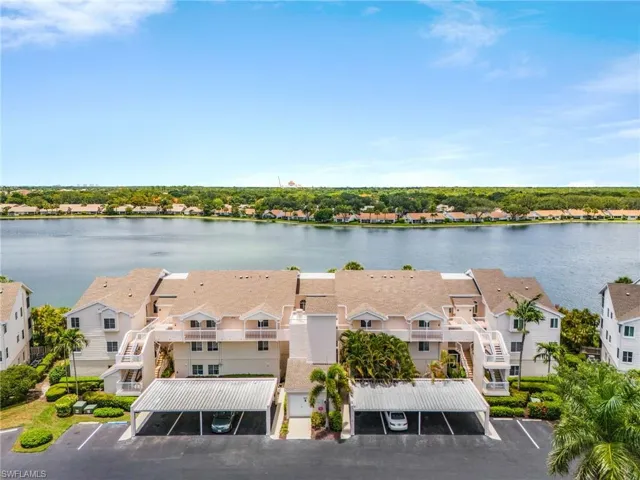 2671 Citrus Lake Dr 104, Naples, Florida 34109