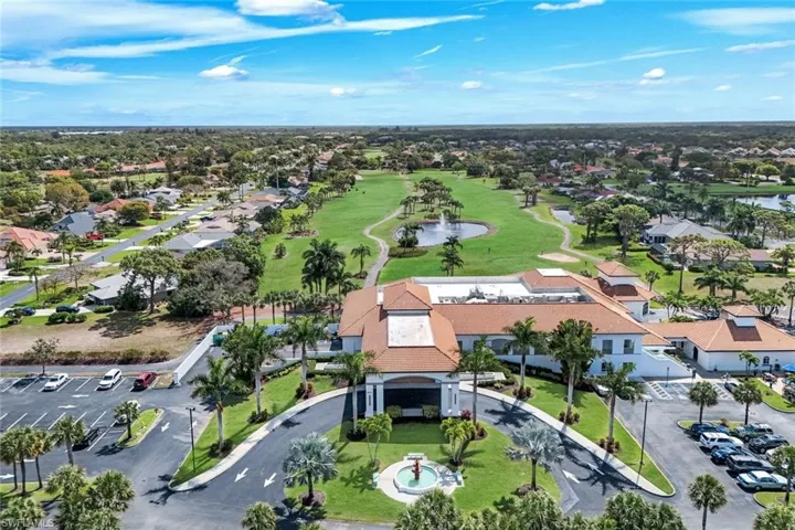 Spanish Wells Golf & Country Club Clubhouse
