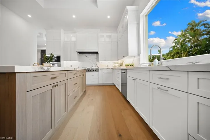 623 Park Shore Dr, Naples, Florida 34103