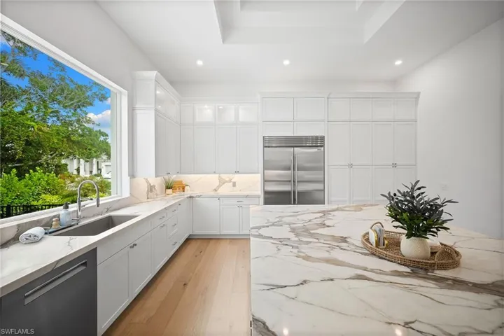 623 Park Shore Dr, Naples, Florida 34103