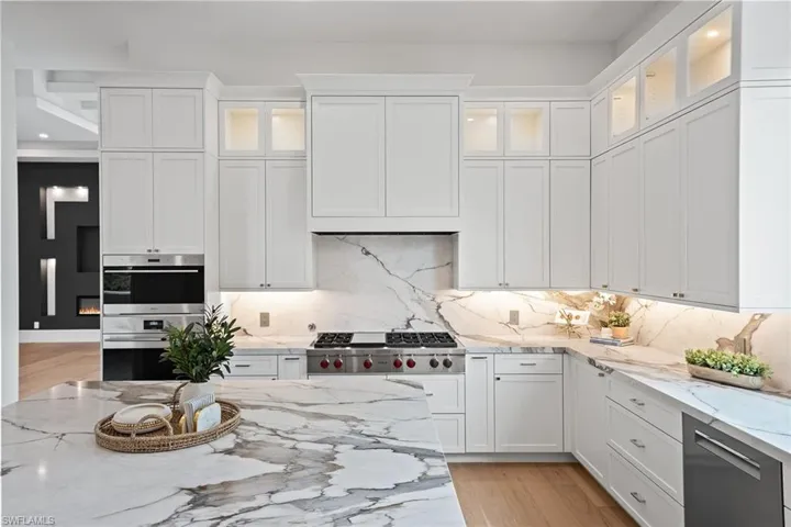 623 Park Shore Dr, Naples, Florida 34103