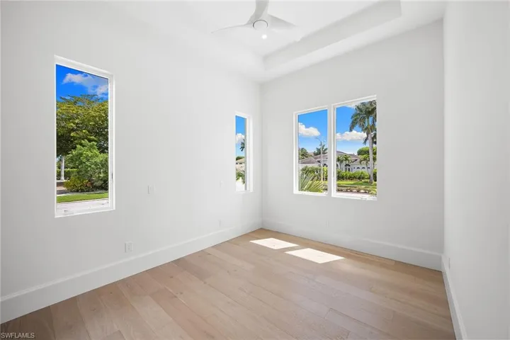 623 Park Shore Dr, Naples, Florida 34103