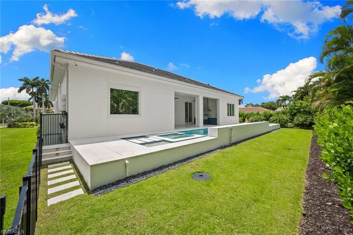 623 Park Shore Dr, Naples, Florida 34103