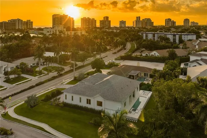 623 Park Shore Dr, Naples, Florida 34103