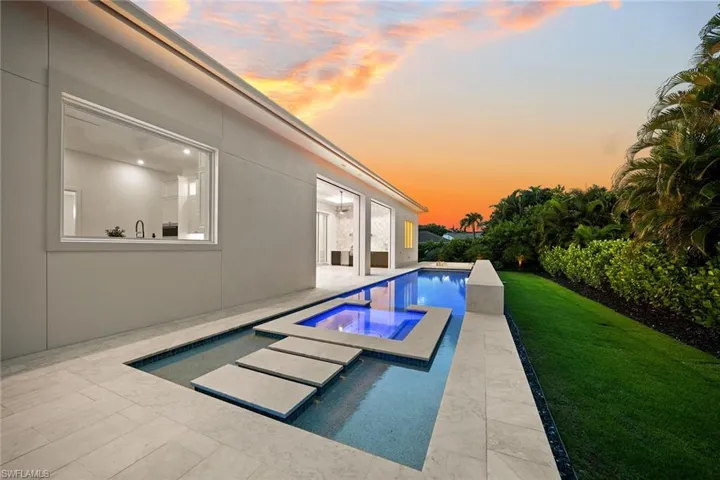 623 Park Shore Dr, Naples, Florida 34103