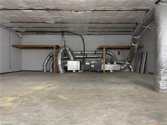 654 sq. ft. 7' Ceiling