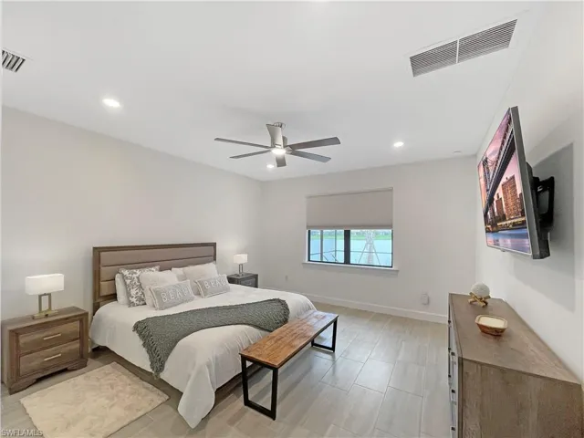 2057 Yellowfin Cir, Naples, Florida 34114