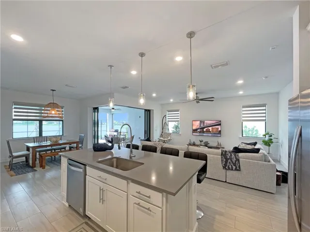 2057 Yellowfin Cir, Naples, Florida 34114