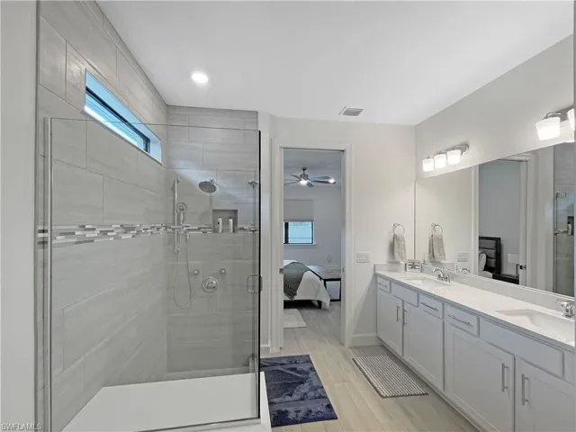 2057 Yellowfin Cir, Naples, Florida 34114