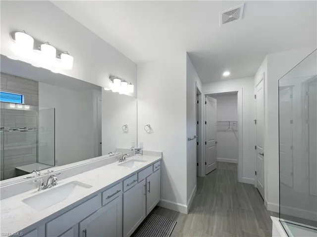 2057 Yellowfin Cir, Naples, Florida 34114